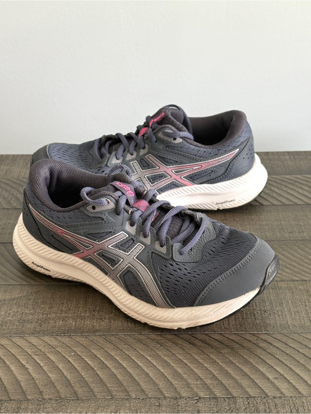 ASICS Women's GEL-Contend 8 Wide Running Shoe Size 6.5 Wide Fit
